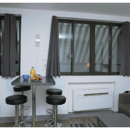 Apartment Bnbnook - Cozy Steps From Trocadero & Arc Paris